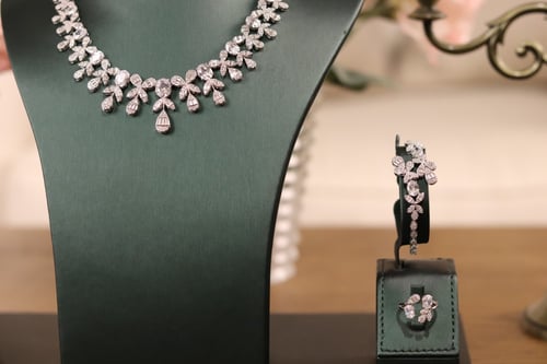 طقم فاخر - 0518