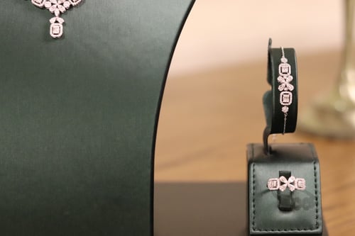 طقم فاخر - 0511