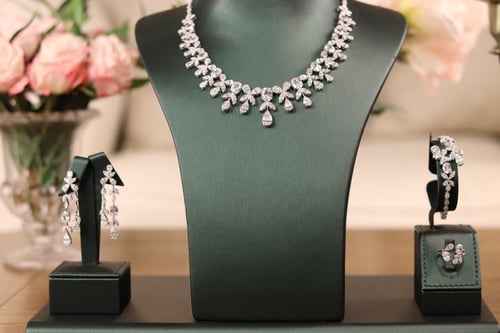 طقم فاخر - 0518