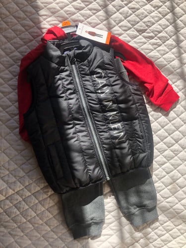 3 قطع CALVIN KLEIN لون احمر