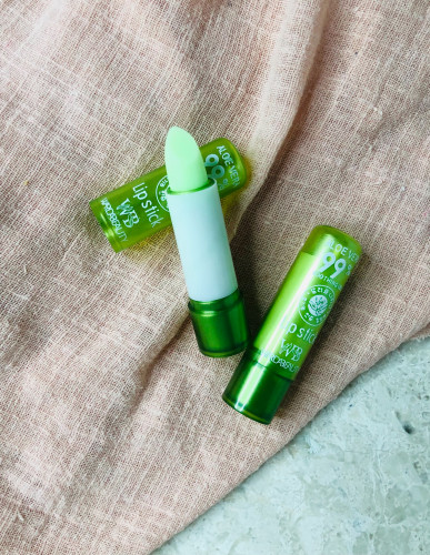 روج سحري باللون الوردي الطبيعي