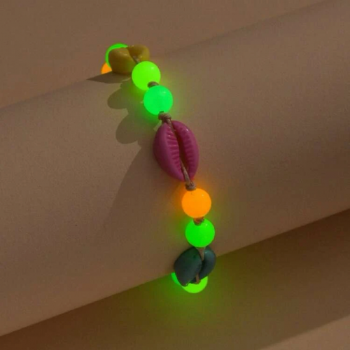 خلخال خرز مضيئة في الظلام