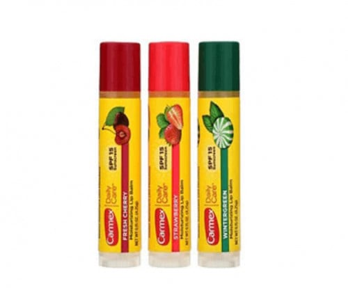 مجموعة مرطبات الشفاة للعناية اليومية من كارمكس