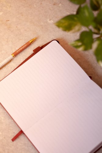 أجندة غير مؤرخة - الأحلام والأشياء العظيمة - أسود...