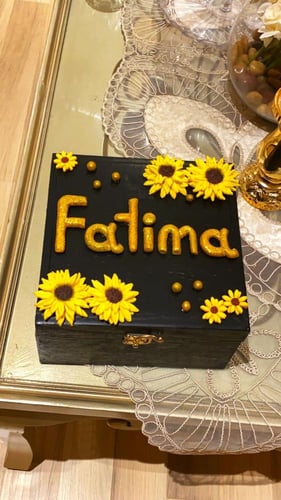 صندوق بالاسم ازهار دوار الشمس