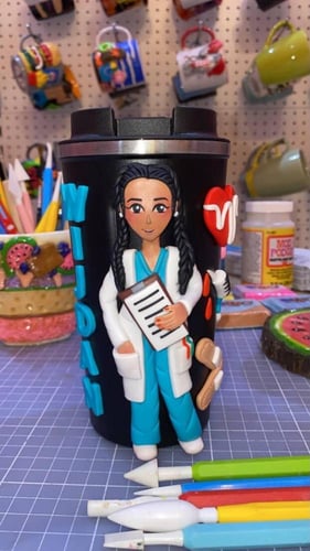 ممرضة كوب حافظ للحرارة