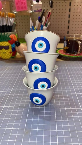 فناجين قهوة العدد 6 فناجين بشكل عين