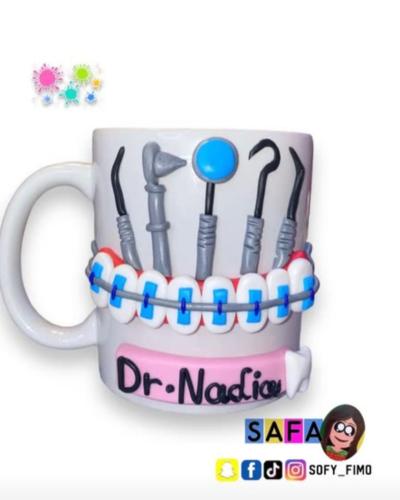 كوب دكتورة أسنان