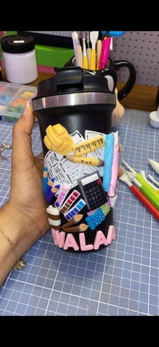 مهندسة تصميم داخلي كوب حافظ للحرارة