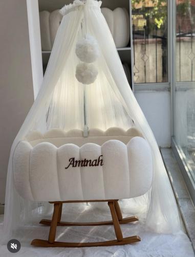 سرير استقبال مواليد ب الاسم تصميم تركي فاخر