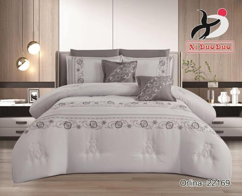 مفرش صيفي مطرز مكروفايبر بحشوة سميكه نفرين 8 قطع