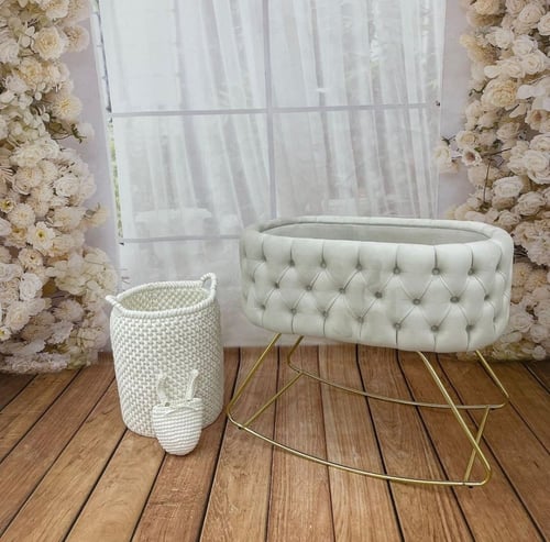 سرير استقبال مواليد ذو الجودة والفخامة