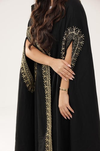 بشت نسائي مغربي قماش جوخ مطرز