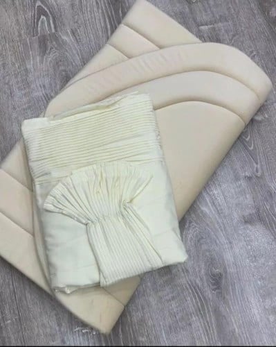 طقم ساده سجادة وشرشف ناعم مكسر