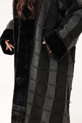 فروه نسائي قماش جوخ بنقشه مميزه