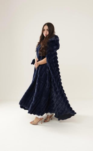 بشت نسائي مغربي فرو ناعم من الخارج