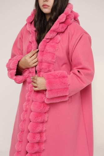 فروه نسائي قماش جوخ بفرو مدرج على الاطراف