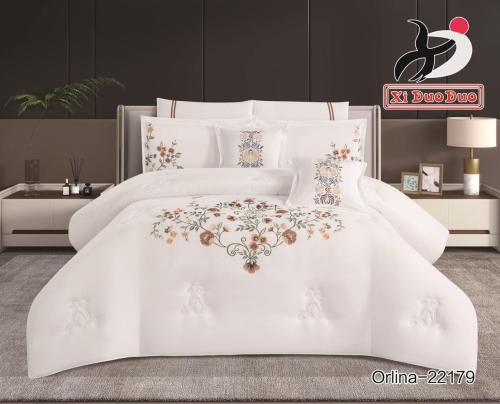 مفرش صيفي مطرز مكروفايبر بحشوة سميكه نفرين 8 قطع