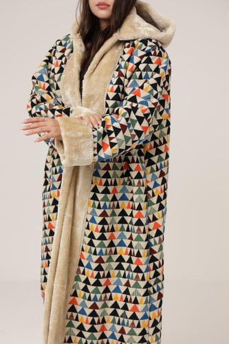 فروه نسائي قماش جوخ والداخل فرو ثقيل بنقشه مميزه