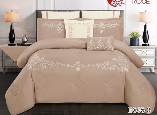 مفرش صيفي مطرز مكروفايبر بحشوة سميكه نفرين 8 قطع