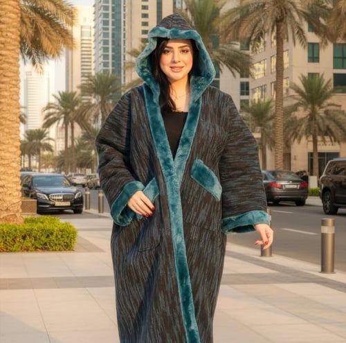 فروة فاخره وتدفئه متكاملة قماش جوخ مع فرو داخلي .