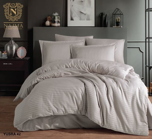 مفرش فندقي ناعم حشوة متحركه قطن 100%