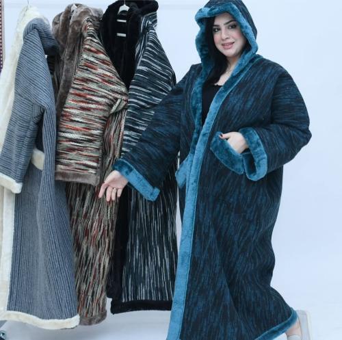 فروة فاخره وتدفئه متكاملة قماش جوخ مع فرو داخلي .