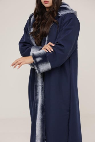 فروه نسائي قماش كريب بفرو أرنب صناعي من الداخل