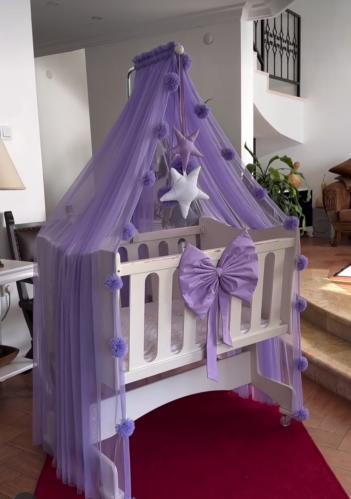 سرير الطفل ناموسية فخمة وراقية تصميم تركي فاخر