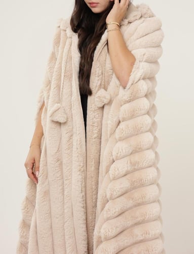 بشت نسائي مغربي فرو ناعم من الخارج