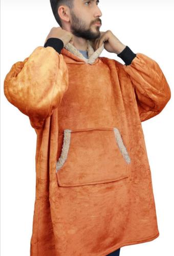 بلوفر للجنسين فرو شتوي فري سايز* *فرو ناعم من الدا...