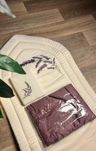 طقم صلاة مطرز قطن ناعم