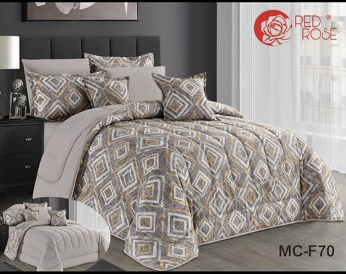 مفرش نفرين مكروفايبر وجهين ب8 قطع