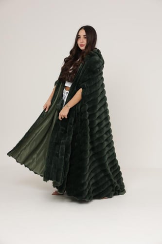 بشت نسائي مغربي فرو ناعم من الخارج