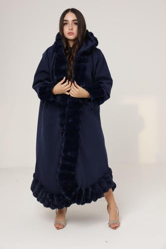 فروه نسائي قماش جوخ بفرو مدرج على الاطراف