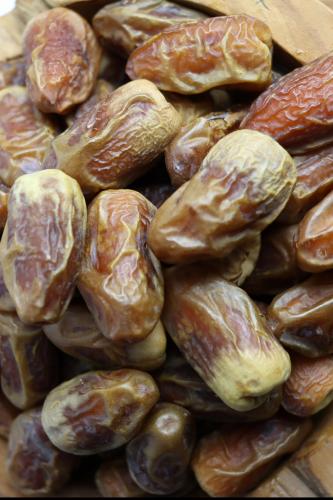 تمر صقعي فاخر - 3 كيلو، موسم 2025