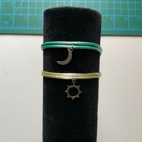 اسوارة الشمس والهلال