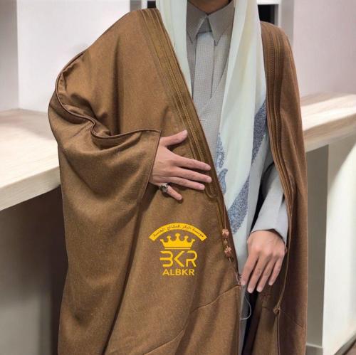 بشت شتوي وبر ساده ملكي الاشقر