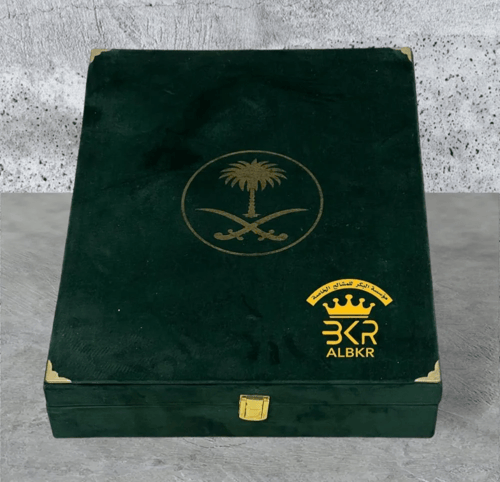 بشت شتوي البرقا وبر لوكس رمادي فاتح مع رمادي غامق