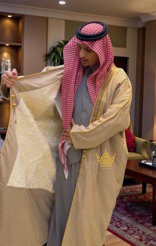 فروه طفيلي طبيعي شكل بشت بيج