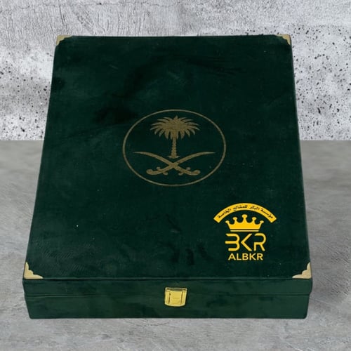 بشت البشت المميز دقه ملكي اعشم