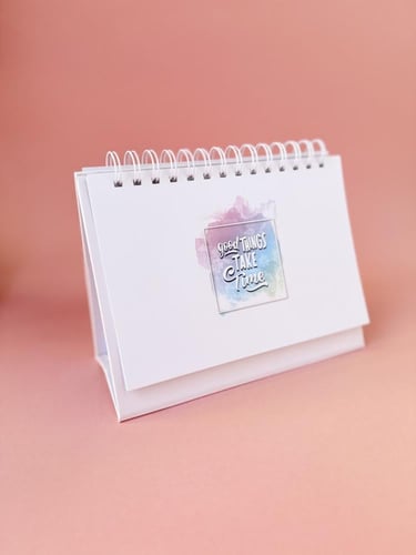 تقويم مكتبي ميلادي - تصميم فنون