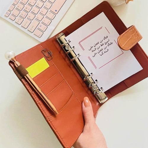 غلاف جلد - بني ناعم