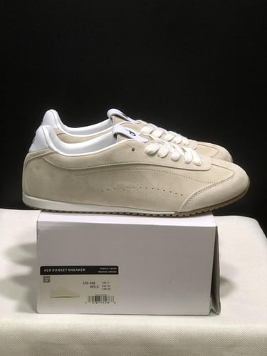 Unisex Alo Yoga Velvet Navy Shoes