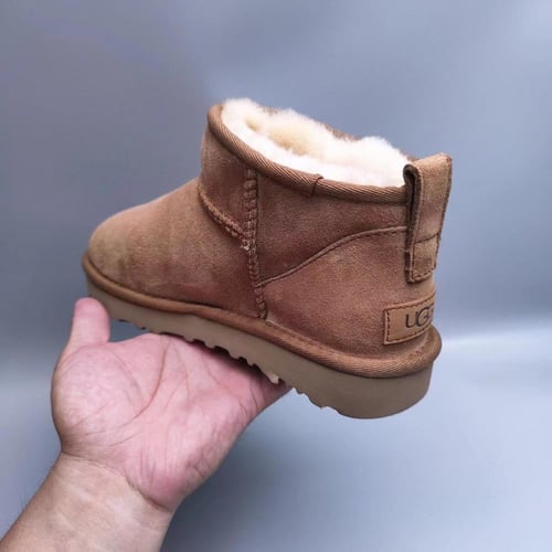 UGG شوز