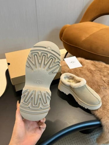UGG شوز