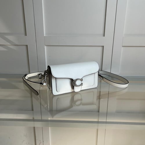 شنطه نسائيه Coach