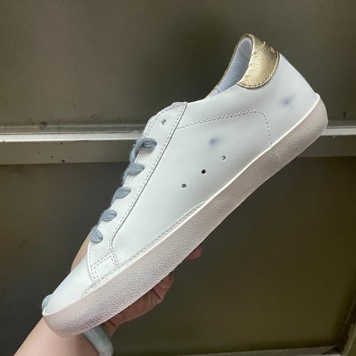 Golden Goose )