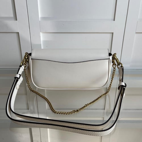 شنطه نسائيه Coach