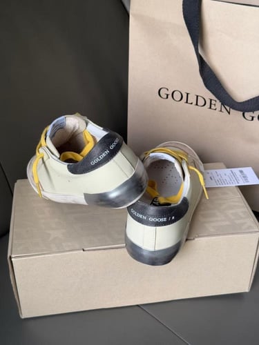 Golden Goose )